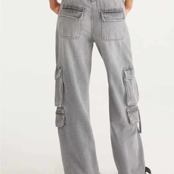 NOT FOR SALE - Picture 2 of 8